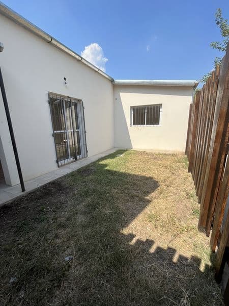 3 casas en block con cochera en Lima - Miniatura 15