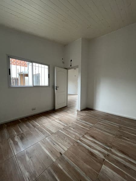 3 casas en block con cochera en Lima - Miniatura 22